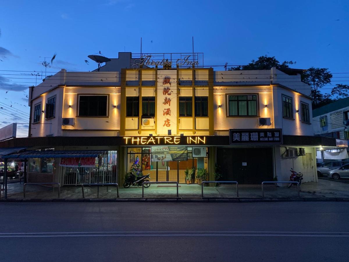Theatreinn Sri Aman Екстериор снимка